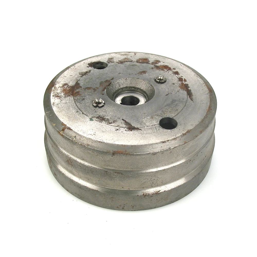 Cloche d'embrayage PIAGGIO embrayage pour variomatik vélomoteur (OEM: 190312)