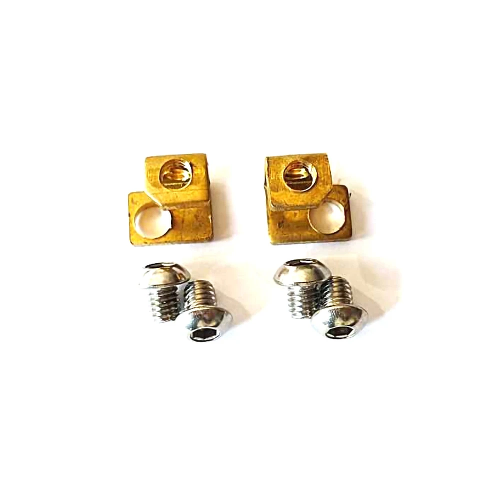 Adaptateur pôles MOTOBATT M5 batterie 4 pôles, 15.5x10.6mm (4 visses 6pans M5)
