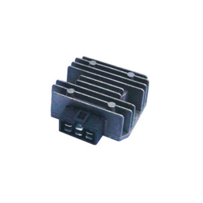 Régulateur de tension comme