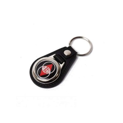 Porte clé NN PRODUCTS GILERA cuir noir avec emblème