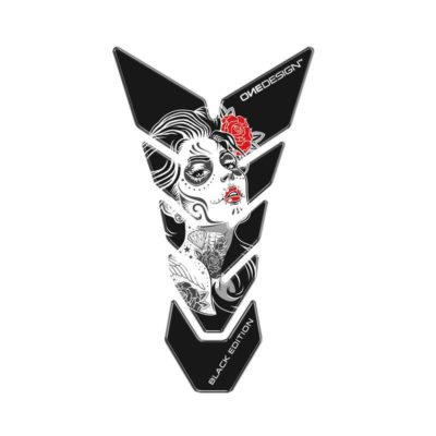 Protège réservoir ONE DESIGN BLACK EDITION - WOMAN TATTO noir 134 x 230